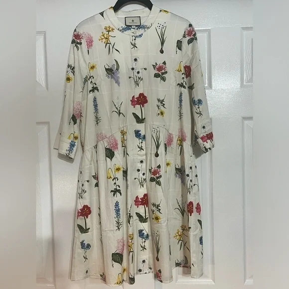 ❌SOLD❌Tuckernuck Royal Shirt Dress. Fresh Buds floral print. 3/4 sleeve. Size S. - Picture 7 of 10